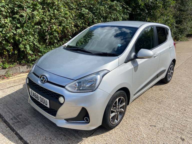 2018 Hyundai i10 1.0 Premium 5dr Silver 26k Miles Years MOT Warranty HPI Clear HATCHBACK Petrol M...