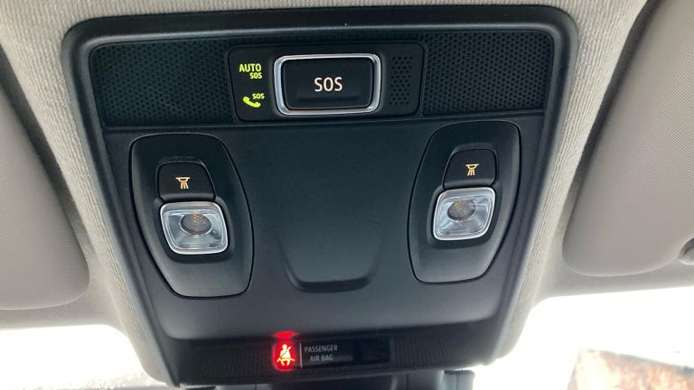 2022 Renault Clio 1.6 E-TECH Hybrid 140 Iconic 5dr Auto HATCHBACK PETROL/ELECTRIC Automatic