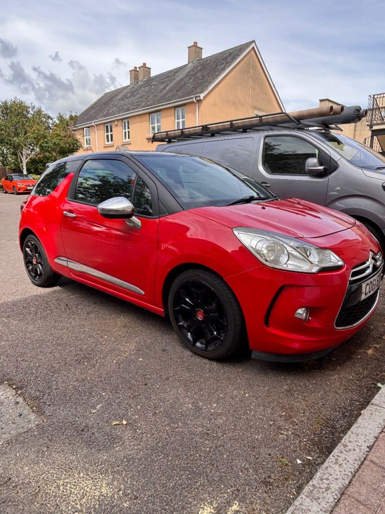 Citroen, DS3, Hatchback, 2012, Manual, 1560 (cc), 3 doors