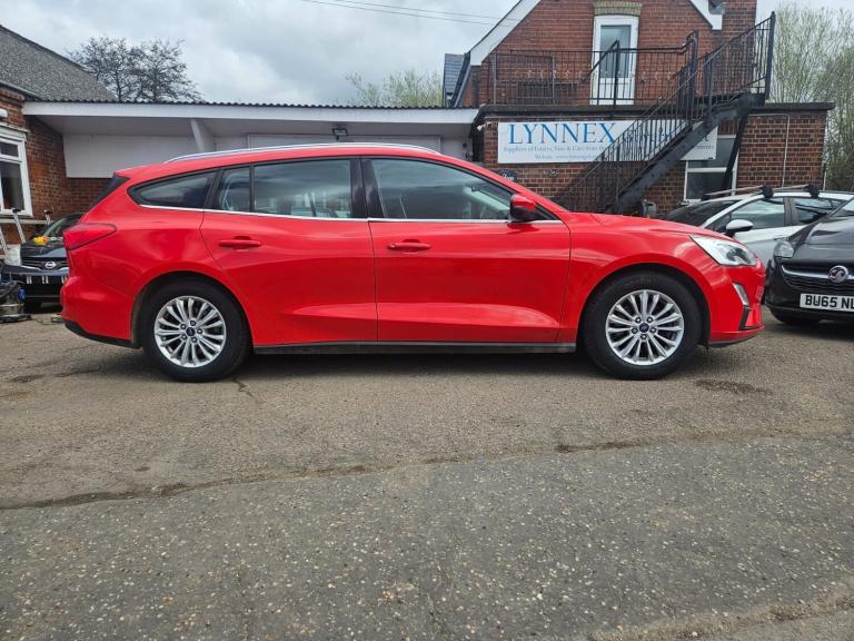 2019 Ford Focus 1.0 EcoBoost 125 Titanium 5dr ESTATE Petrol Manual