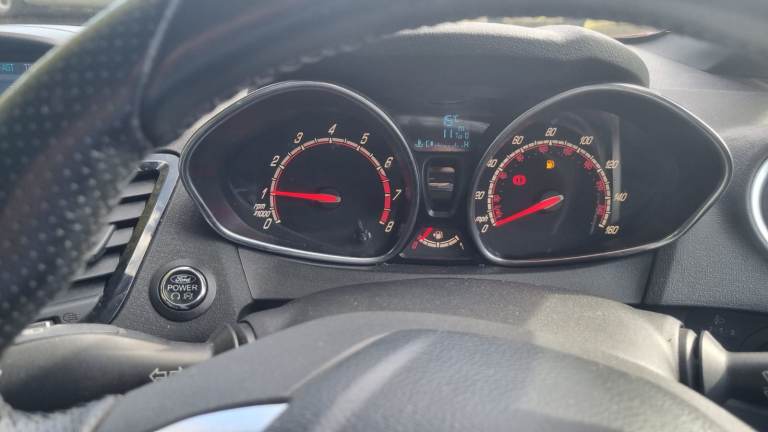 Ford, FIESTA ST-2, RED, Hatchback, 2015, Manual, 1596 (cc), 3 doors