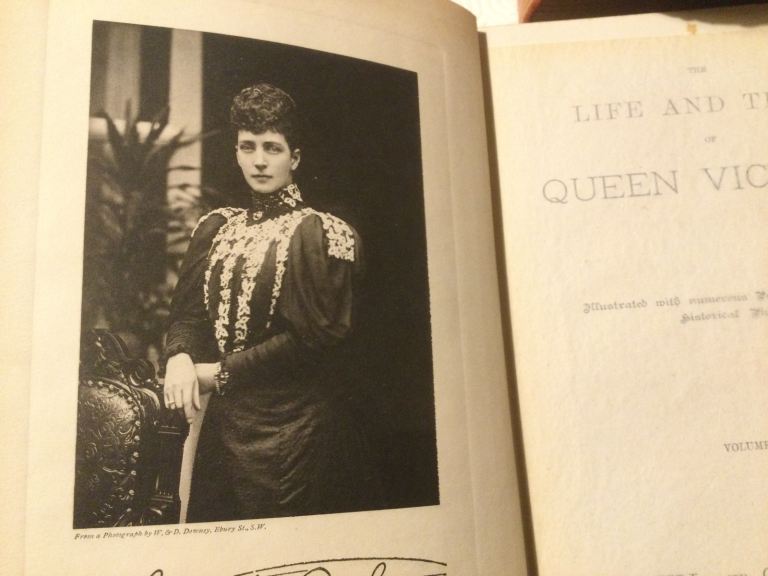 THE LIFE AND TIMES OF QUEEN VICTORIA. 4 VOLUMES. CASSELL