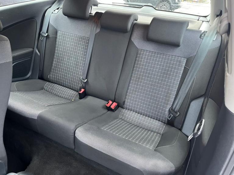 2015 Volkswagen Polo 1.0 SE 3dr HATCHBACK Petrol Manual