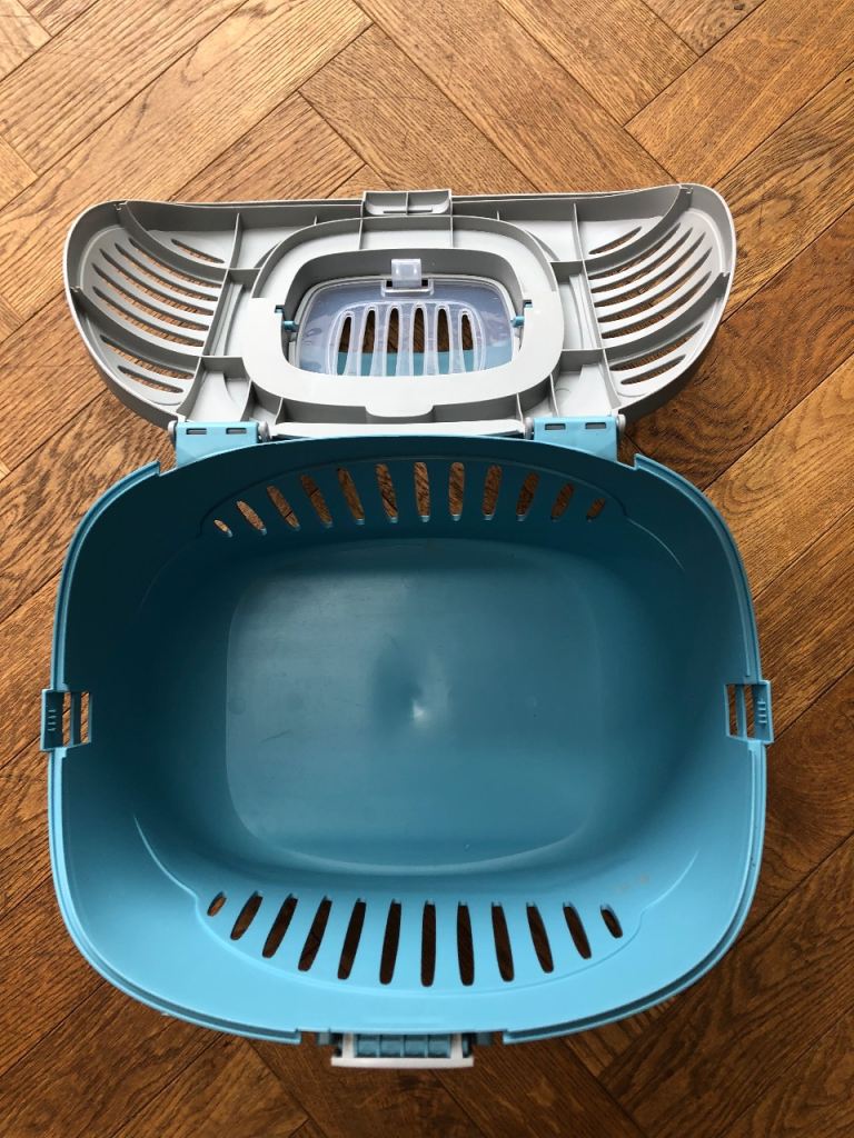 Small pet carrier