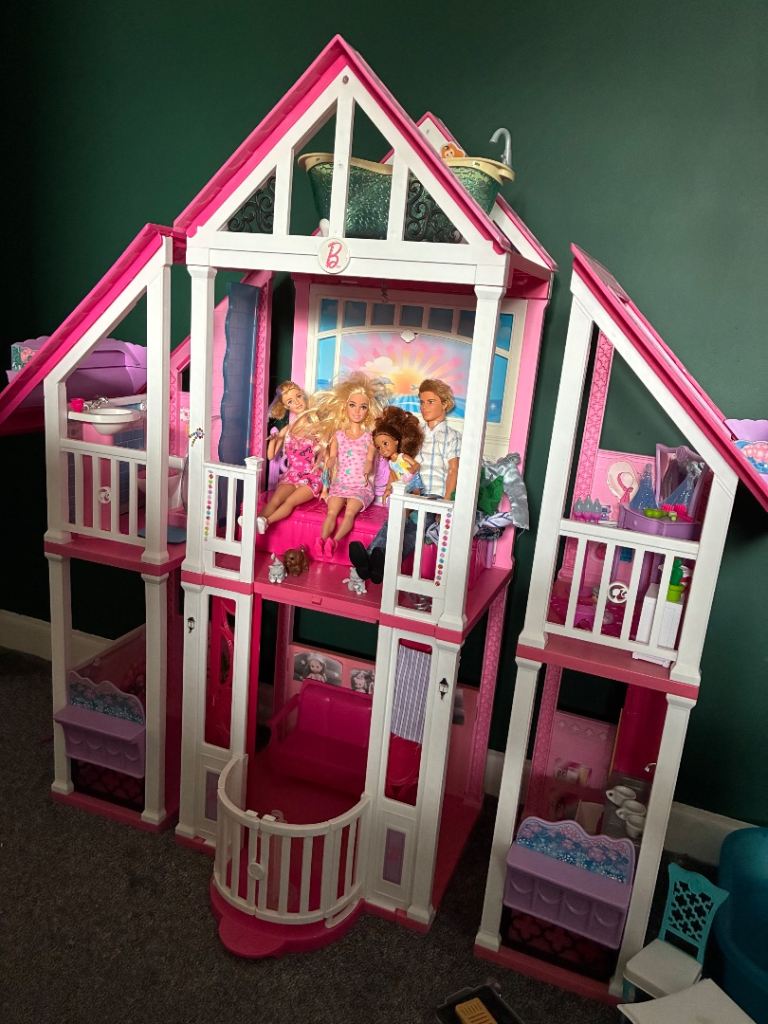 Barbie hou