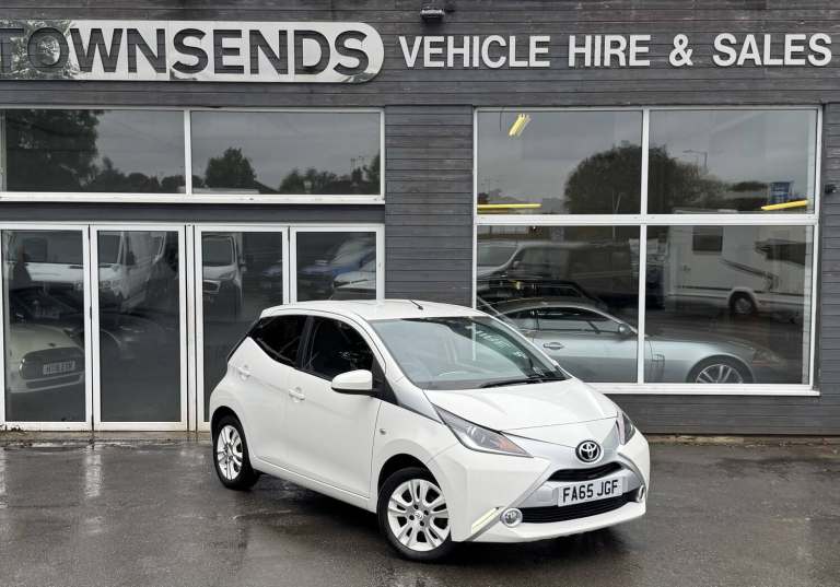 2016 Toyota AYGO 1.0 VVT-i X-Pure HATCHBACK Petrol Manual