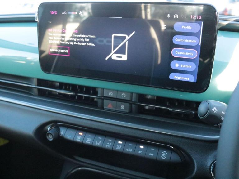 2025 Fiat 600 1.2 Hybrid 48V 136 5dr eDCT-6 HATCHBACK PETROL Automatic