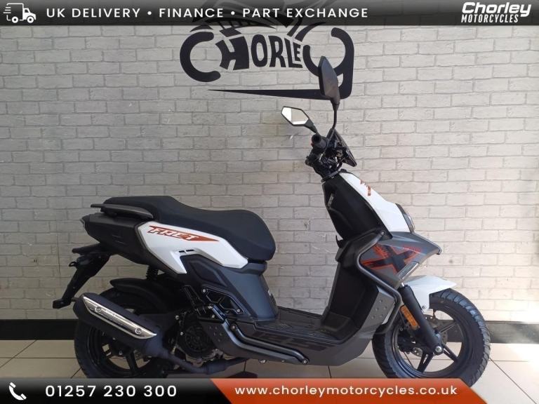 Keeway fact X 125 scooter commuter learner legal