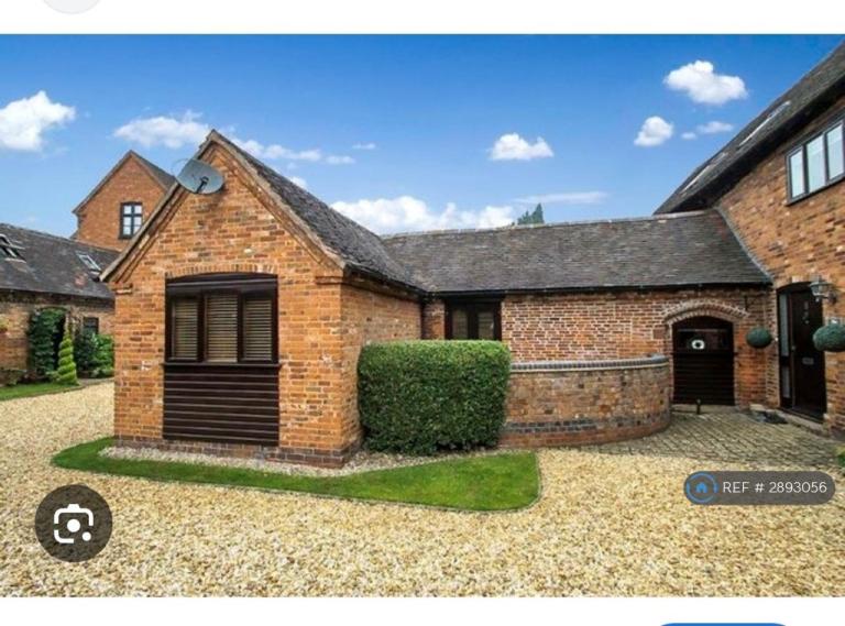 1 bedroom house in Tudor Court, Exhall, Coventry, CV7 (1 bed) (#2893056)