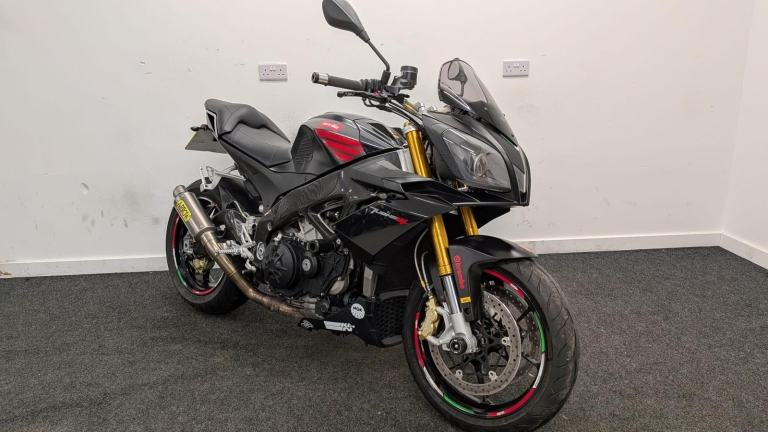 APRILIA TUONO V4R **ARROW EXHAUST - 12 MONTHS MOT - RAD GUARD **