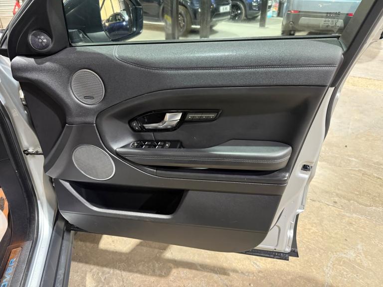 2017 Land Rover Range Rover Evoque 2.0 TD4 HSE Dynamic SUV 5dr Diesel Auto 4WD