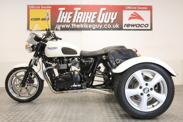 TRIUMPH BONNEVILLE CASARVA IRS TRIKE 