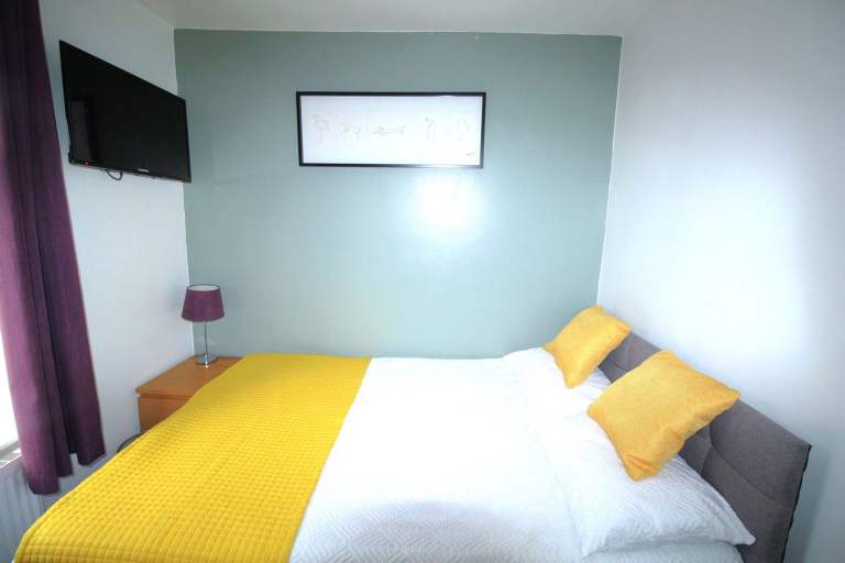 💎 Premium Double Room – Comfortable & Convenient| SPECIAL OFFER - £1 FOR 1ST MONTH