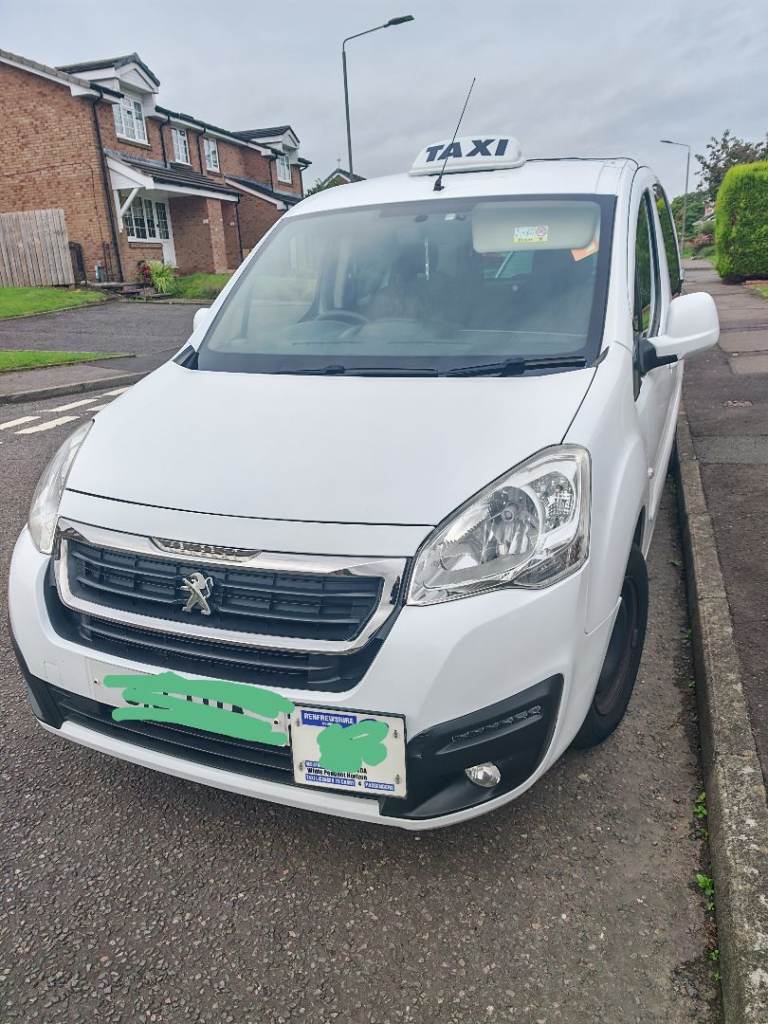 Peugeot, HORIZON RS BLUE HDI S/S, MPV, 2019, 1560 (cc), 5 doors