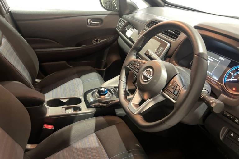 2022 72 NISSAN LEAF 39KWH N-CONNECTA HATCHBACK 5DR ELECTRIC AUTO (150 PS) TECH P