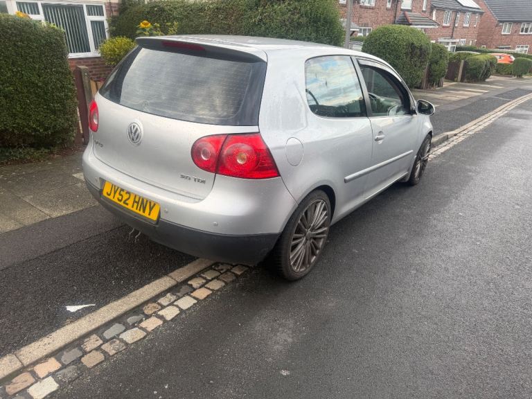 Vw golf mk5 breaking 2.0 BKD 