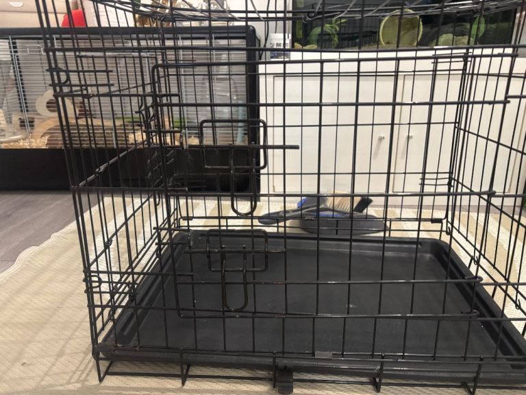 Small dog crate 