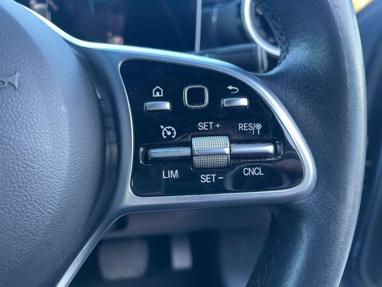 2020 Mercedes-Benz A-Class 1.3 A180 Sport (Executive) 7G-DCT Euro 6 (s/s) 5dr HATCHBACK Petrol Au...