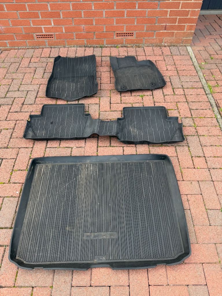 Genuine Ford Puma Rubber Mats inc Boot Mat