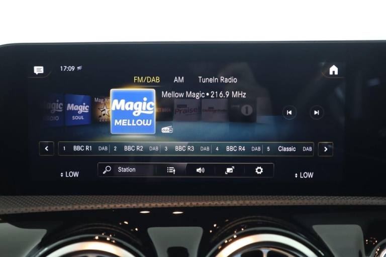 2020 Mercedes-Benz A-Class 1.3 A250e 15.6kWh AMG Line (Premium 2) 8G-DCT Euro 6 (s/s) 5dr Hatchba...