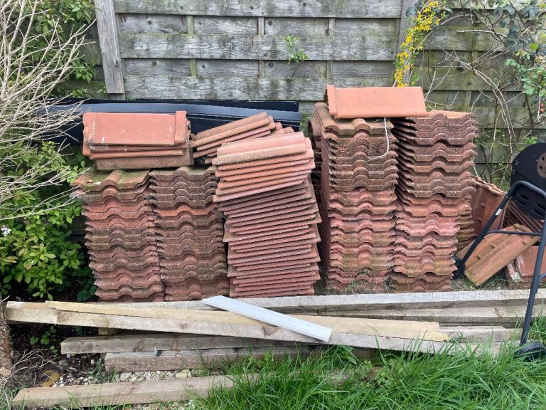 Double Roman concrete roof tiles