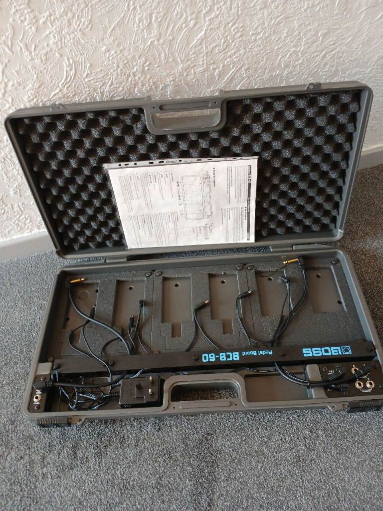 Boss BCB 60 Effects Pedal Board/Case