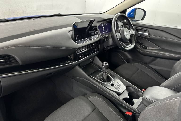 2022 Nissan Qashqai 97329 Hatchback Petrol Manual