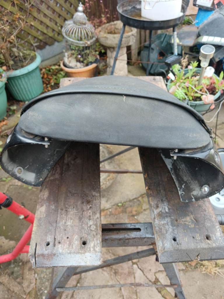 Aprilia rs rear seat 