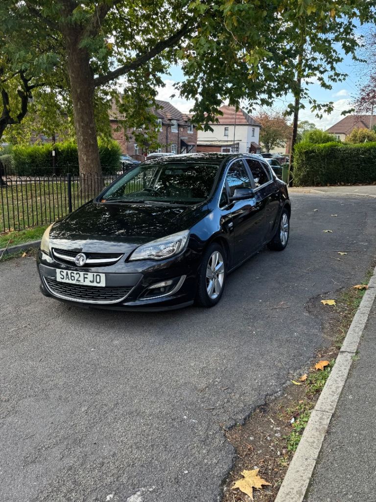 Vauxhall, ASTRA, Hatchback, 2012, Manual, 1598 (cc), 5 doors