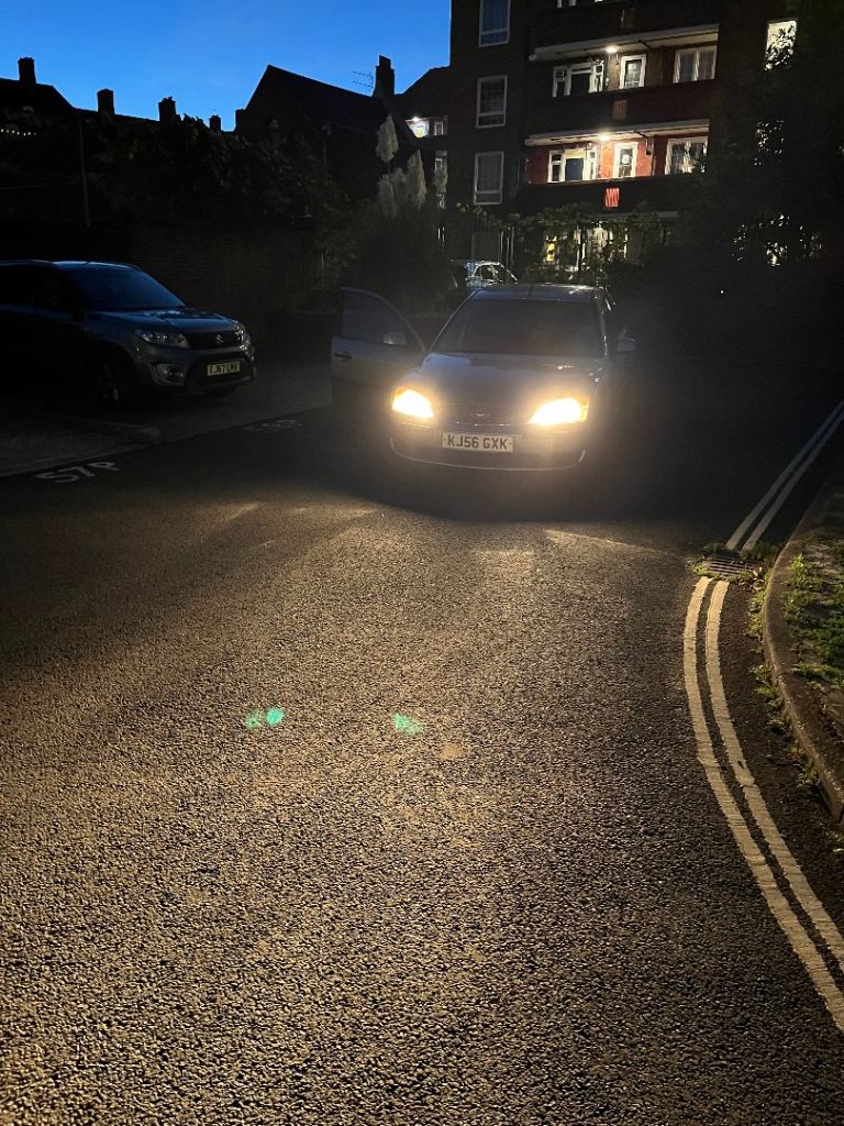 Ford Mondeo 1.8 LX (Petrol) - long MOT - ultra reliable