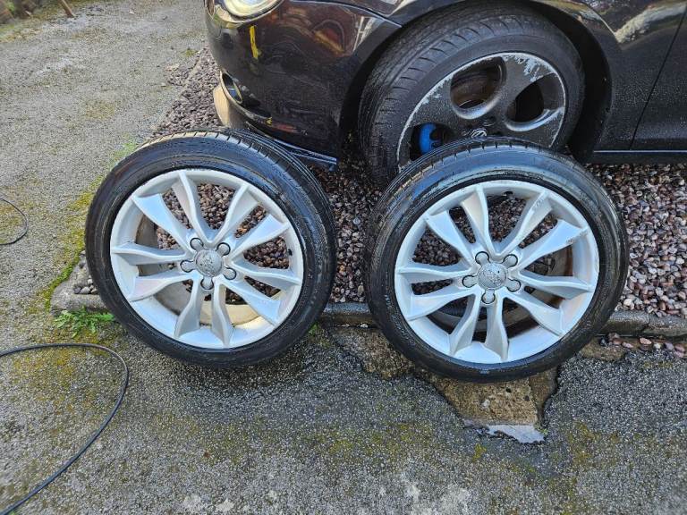 Audi a3 alloy wheels 2 available  pcd112 fitment  5 stud fitment  
