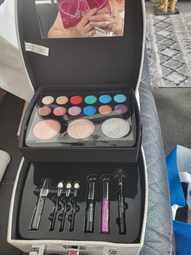 Makeup in case 