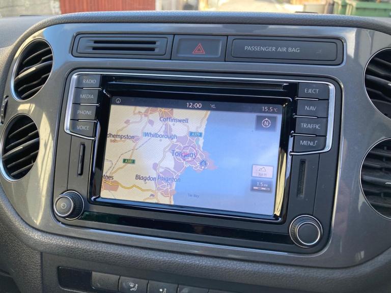 2015 Volkswagen Tiguan 2.0 TDI BlueMotion Tech Match DSG 4WD Euro 6 (s/s) 5dr ESTATE Diesel Autom...