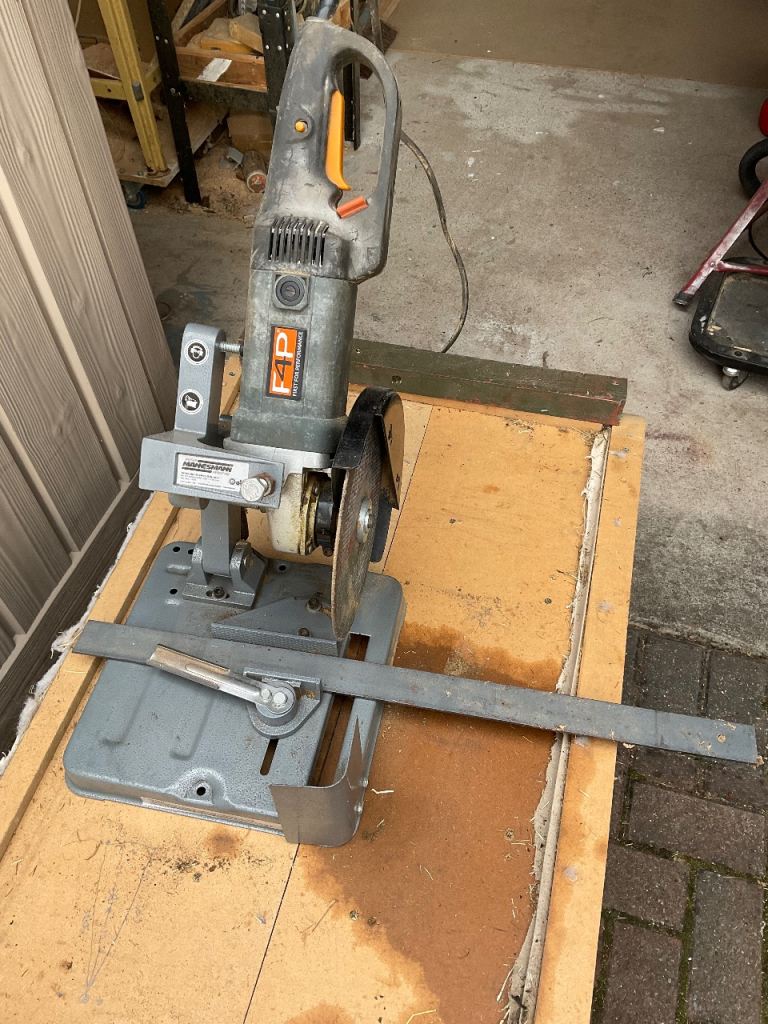 Mannesmann F4P Chop Saw / Angle Grinder – Good Condition