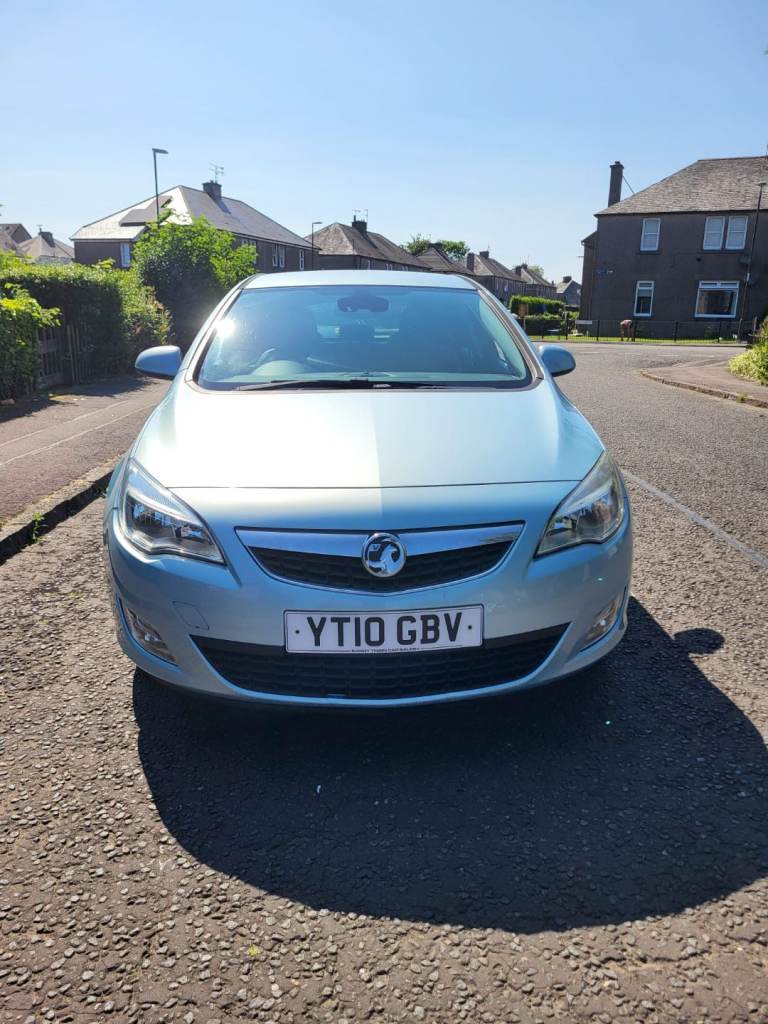 Vauxhall, ASTRA, Hatchback, 2010, Manual, 1956 (cc), 5 doors