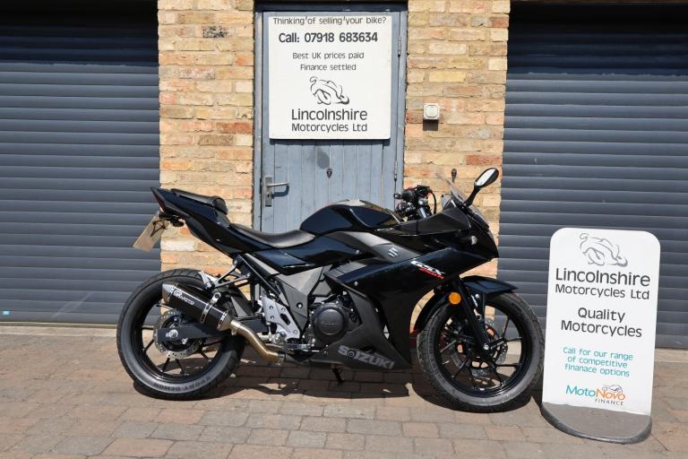 20 Suzuki GSX 250