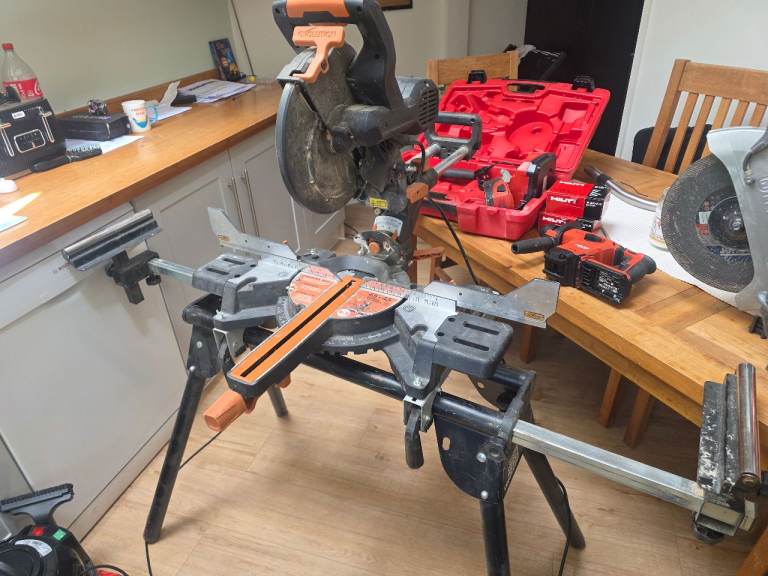 Evolution Rage 3-S Sliding Mitre Saw – Good Working Order