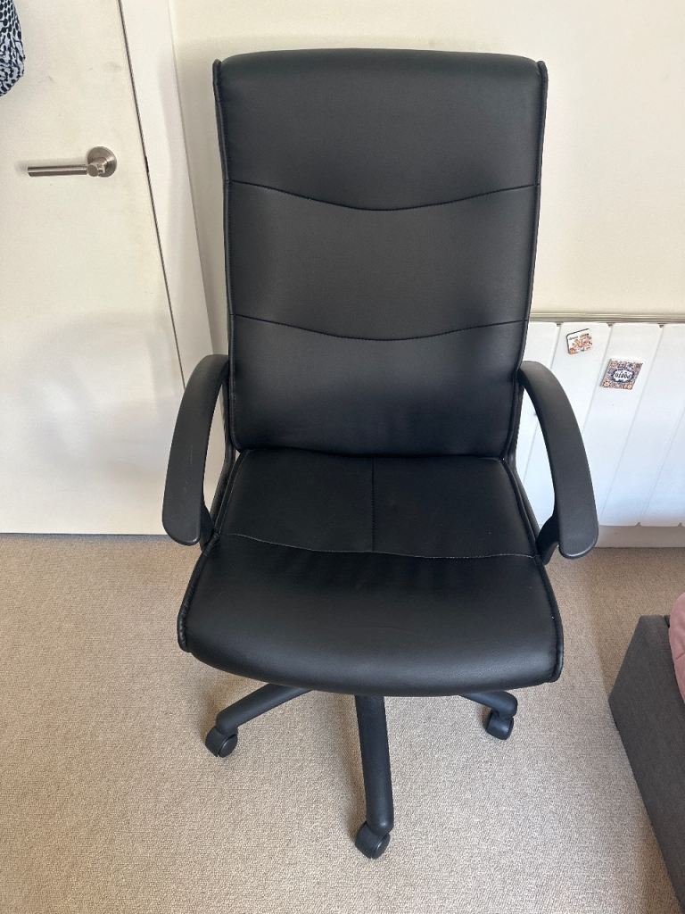 Home office chair - as new