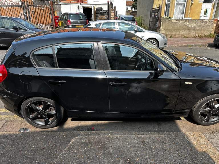 BMW, 1 SERIES, Hatchback, 2009, Semi-Auto, 1995 (cc), 5 doors