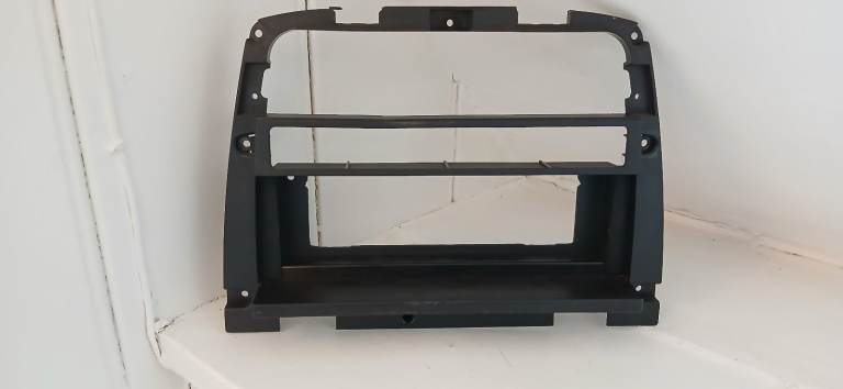 JAGUAR XK8 XKR X100 RADIO SURROUND  1996 - 2002