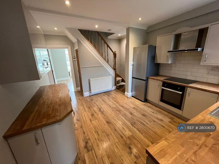 3 bedroom house in Blagdon Road, New Malden, KT3 (3 bed) (#2800670)