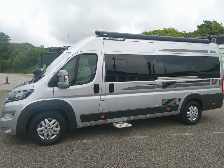 Auto-Sleepers Warwick XL DIESEL MANUAL 2015/15