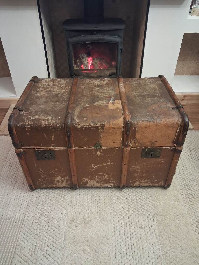 Large vintage steamer chest trunk 