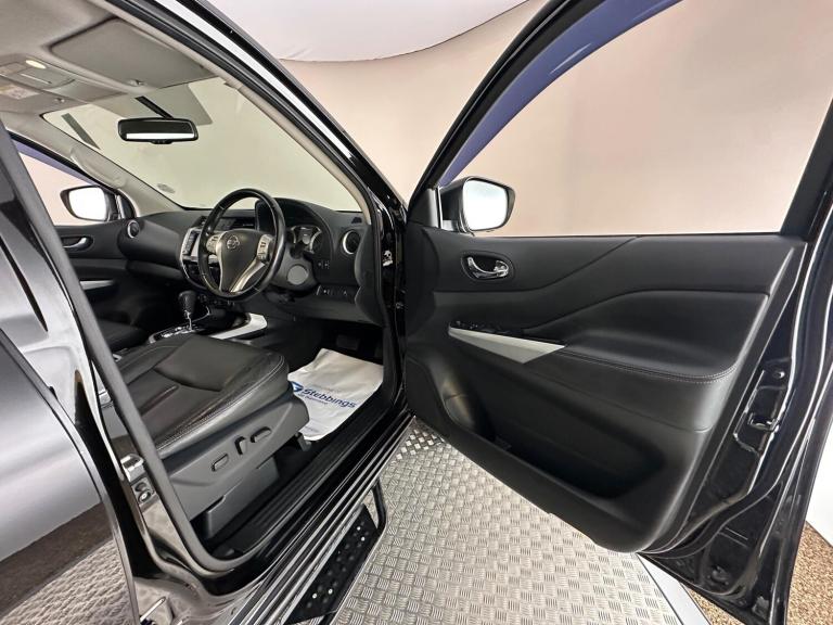 2019 Nissan Navara 2.3 dCi Tekna Auto 4WD Euro 6 4dr PICK UP Diesel Automatic