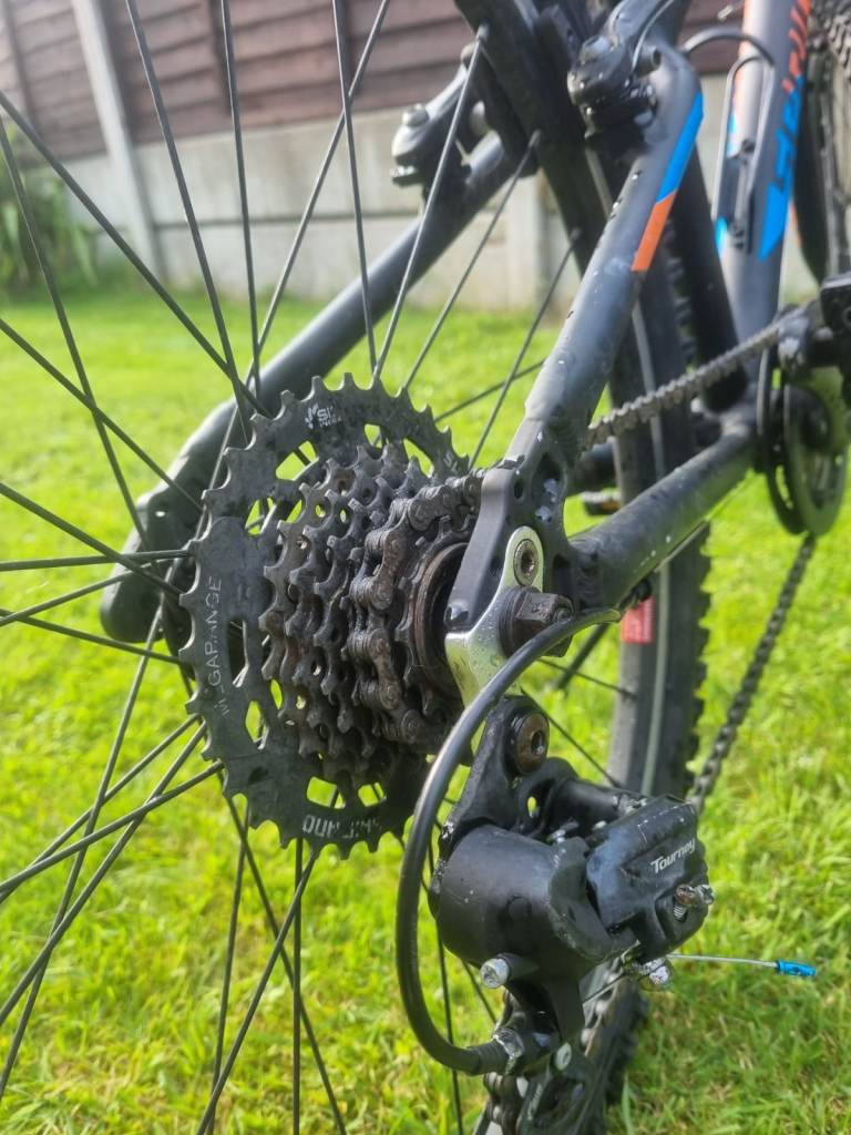 Serious Rockville 24" Children's Bike