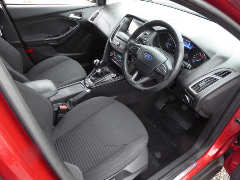 2015 Ford Focus 1.5 TDCi 120 Titanium 5dr EURO 6 ULEZ £20 Road TAX ESTATE Diesel Manual