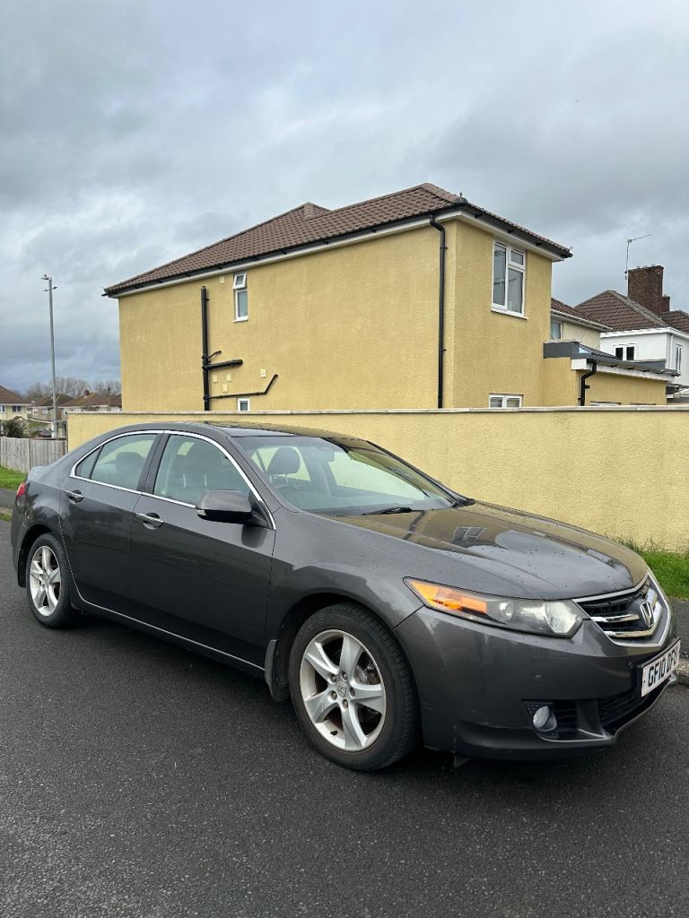  Honda Accord 2.2TD EX 2.2i-DTEC Saloon 4d 2199cc auto