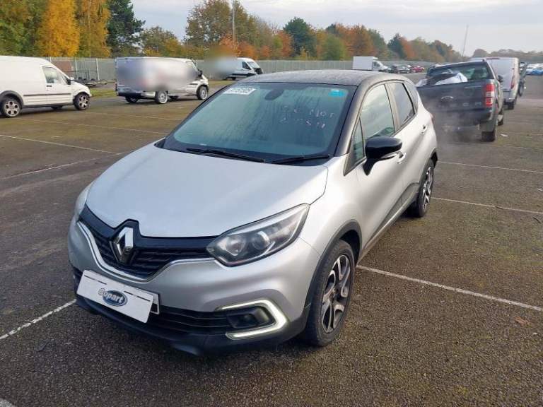 Breaking RENAULT CAPTUR 0.9 PETROL 2018 STOCK NUMBER VY60