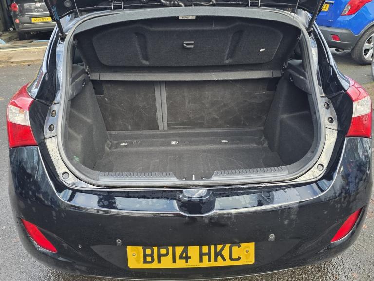 HYUNDAI I30 1.6 CRDi Active 2014