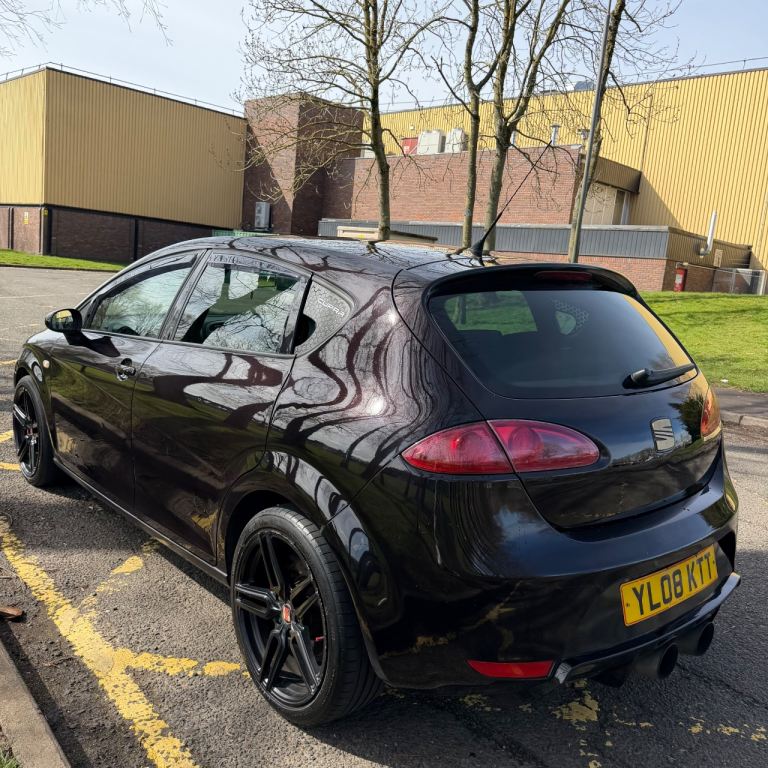 Seat Leon Cupra Pops Bangs 🔥 